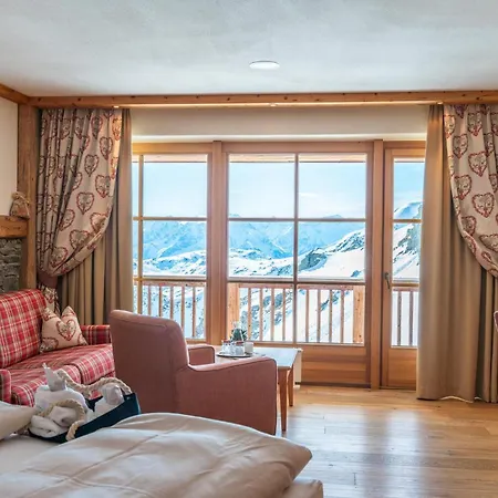 Wedelhuette Hochzillertal Kaltenbach
