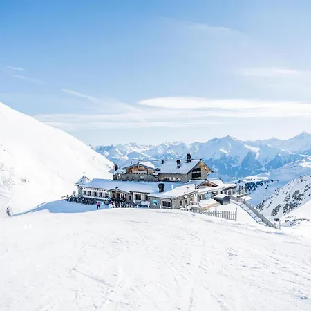 Wedelhuette Hochzillertal